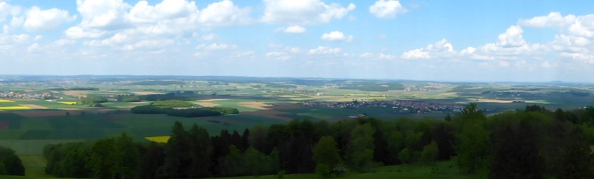 Panorama vom Ringwall Gelber Berg